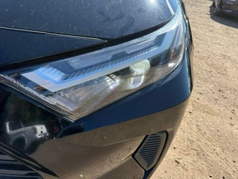 Used 2023 Toyota RAV4 LE AWD/4WD image 10