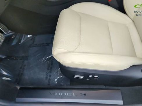 Used 2023 Tesla Model S AWD/4WD image 32