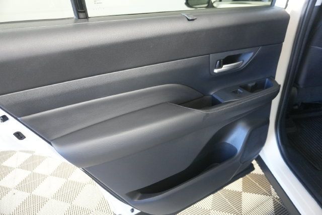 Used 2024 Toyota Grand Highlander AWD image 25
