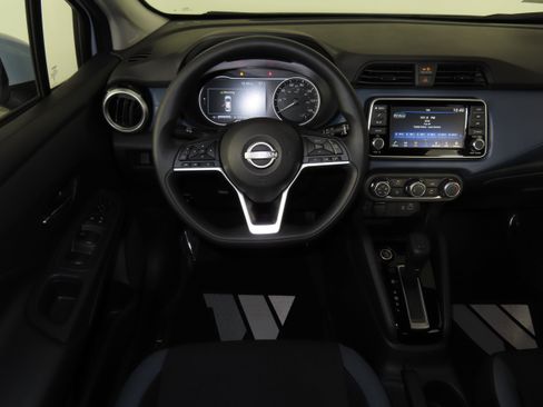 New 2025 Nissan Versa SV w/ Electronics Package FWD image 5