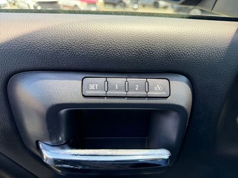 Used 2015 Chevrolet Silverado 1500 LTZ Z71 w/ Midnight Edition AWD/4WD image 17