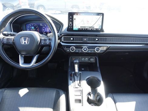 Used 2023 Honda Civic Touring image 40