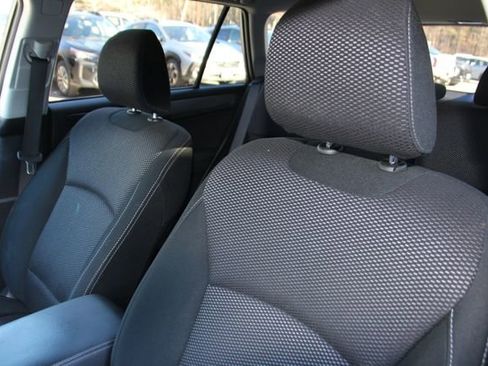 Used 2017 Subaru Outback 2.5i Premium image 15