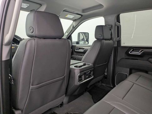 New 2025 Chevrolet Silverado 3500 LTZ w/ LTZ Convenience Package AWD/4WD image 22