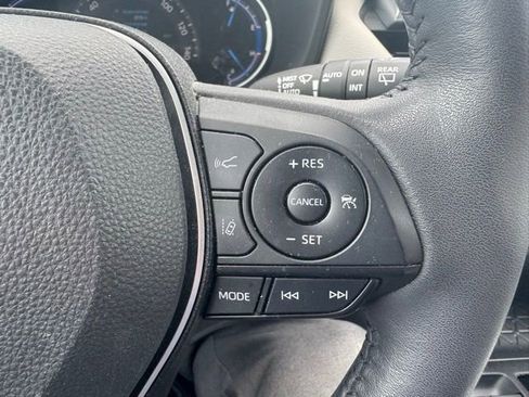 Used 2023 Toyota RAV4 XLE w/ XLE Grade Weather Package image 18