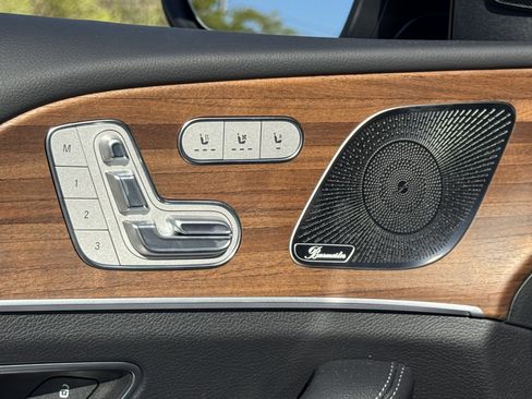 New 2025 Mercedes-Benz GLS 450 4MATIC image 19