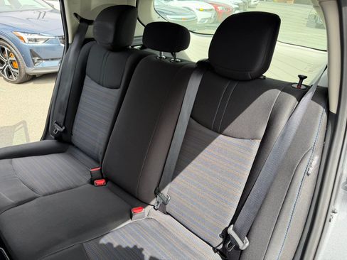 Used 2025 Nissan Leaf S FWD image 39