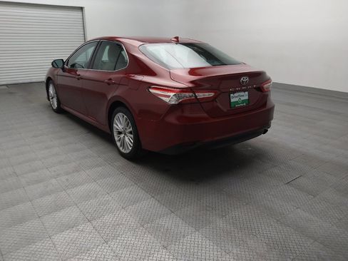 Used 2020 Toyota Camry XLE FWD image 5