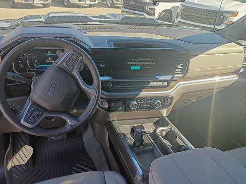 New 2026 Chevrolet Silverado 1500 LT Trail Boss w/ LT Trail Boss Premium Package AWD/4WD image 15