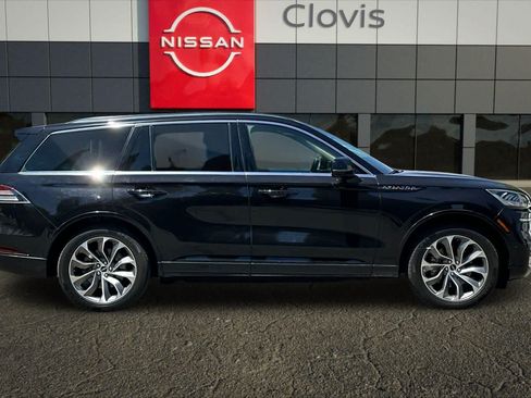 Used 2022 Lincoln Aviator Grand Touring w/ Class IV Trailer Tow Package AWD/4WD image 9