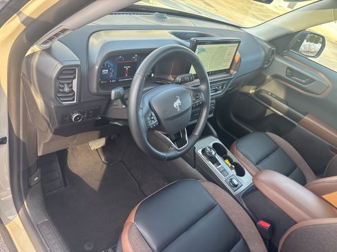 Used 2025 Ford Bronco Sport Outer Banks w/ Outer Banks Tech Package+ image 10