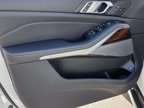 New 2026 BMW X5 xDrive50e AWD/4WD image 8