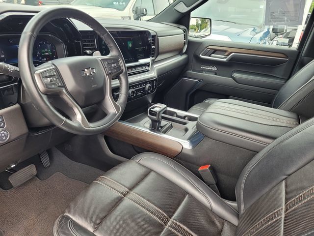 Used 2024 Chevrolet Silverado 1500 High Country w/ Midnight Edition AWD/4WD image 10