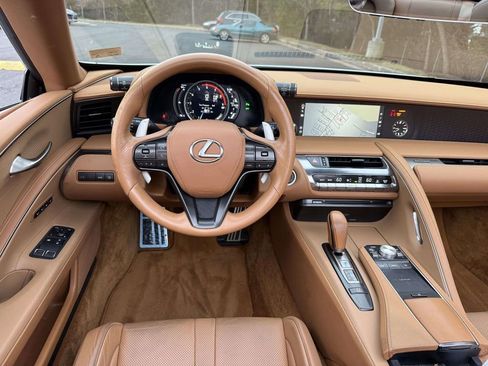 Used 2021 Lexus LC 500 Convertible w/ Touring Package image 9
