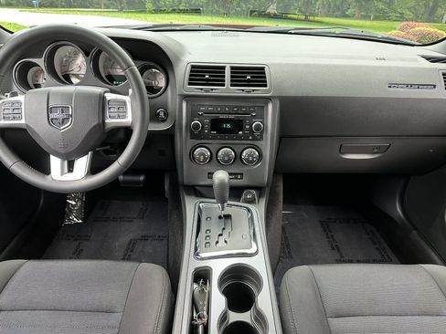 Used 2014 Dodge Challenger R/T w/ Electronics Convenience Group RWD image 14