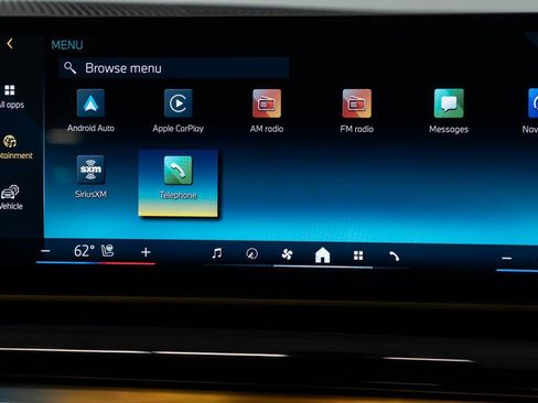 Used 2025 BMW 540i xDrive image 30