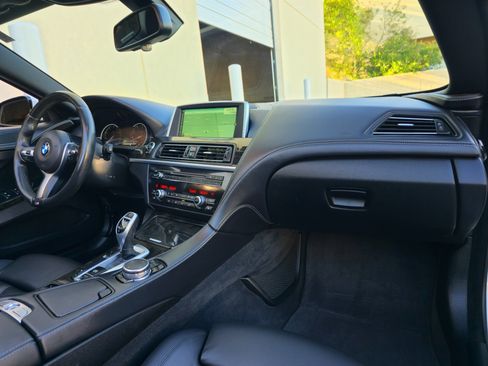 Used 2015 BMW 640i Convertible RWD image 28