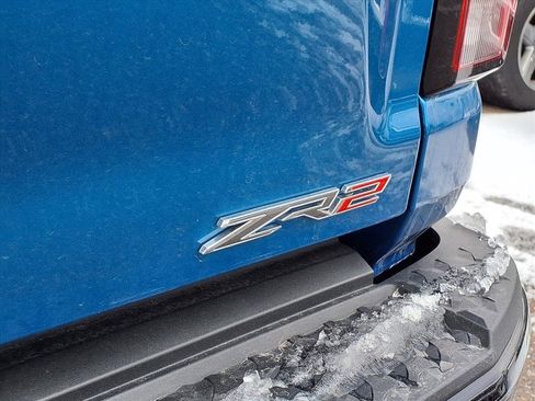 Used 2024 Chevrolet Colorado ZR2 image 11