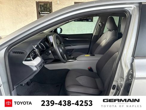 Used 2024 Toyota Camry LE w/ Convenience Package FWD image 15