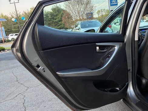 Used 2013 Hyundai Elantra Limited FWD image 44