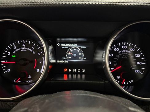 Used 2019 Ford Mustang Coupe w/ Black Accent Package RWD image 14