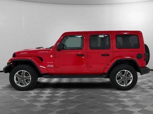 Used 2020 Jeep Wrangler Unlimited Sahara w/ Uconnect 4C Nav & Sound Group AWD/4WD image 2