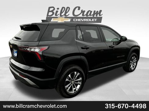 Used 2026 Chevrolet Equinox LT w/ Convenience Package II AWD/4WD image 4