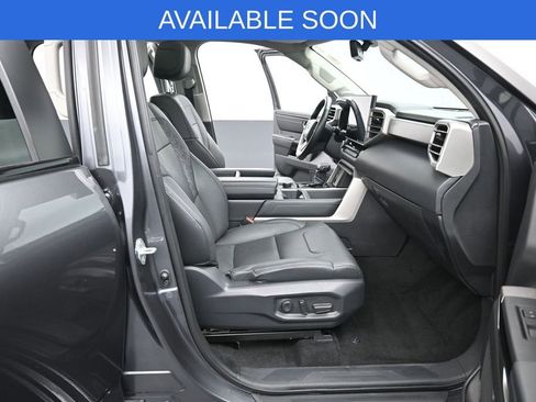 Used 2024 Toyota Tundra Limited w/ TRD Off-Road Package AWD/4WD image 32