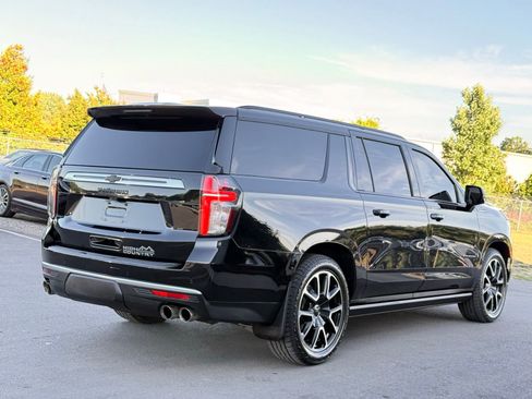 Used 2022 Chevrolet Suburban High Country AWD/4WD image 9
