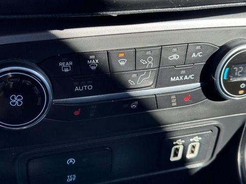 Used 2022 Ford EcoSport SES w/ Interior Protection Package image 21