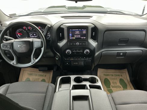 Used 2024 Chevrolet Silverado 1500 Custom Trail Boss w/ LPO, Dark Essentials Package AWD/4WD image 11