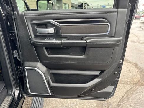 Used 2022 RAM 3500 Laramie AWD/4WD image 21