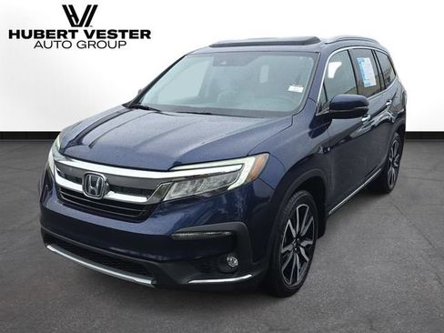 Used 2019 Honda Pilot Touring image 2