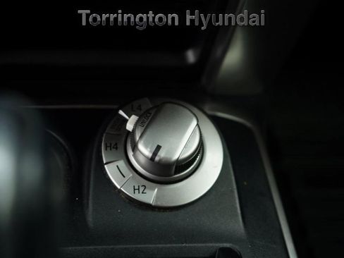 Used 2022 Toyota 4Runner SR5 Premium image 25