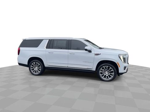 New 2026 GMC Yukon XL Denali w/ Denali Reserve Package image 9