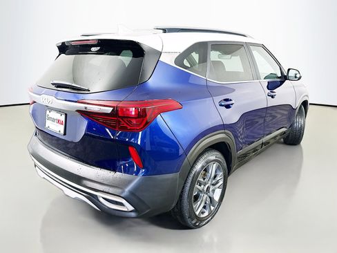 Certified 2023 Kia Seltos S w/ Navigation Package FWD image 7