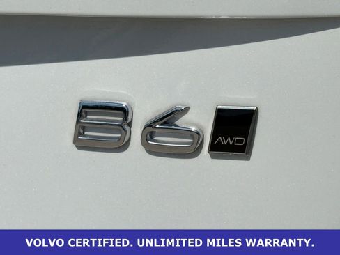 Certified 2025 Volvo XC90 B6 Plus AWD/4WD image 10