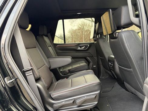 Used 2024 Chevrolet Tahoe High Country w/ Advanced Technology Package AWD/4WD image 17