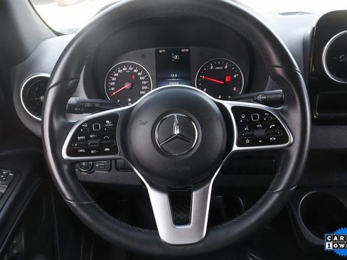 Used 2023 Mercedes-Benz Sprinter 2500 image 19
