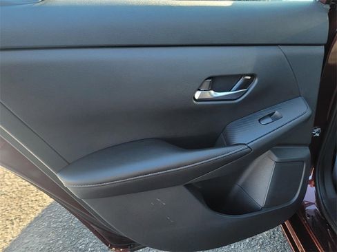 Certified 2023 Nissan Sentra SV image 11