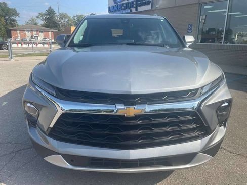 Used 2024 Chevrolet Blazer LT w/ Convenience Package image 3