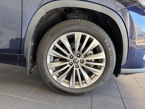 Used 2022 Toyota Highlander Platinum image 60