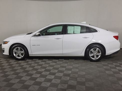 Used 2024 Chevrolet Malibu LT image 14