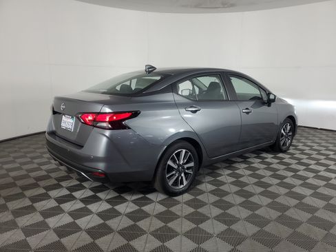 Used 2025 Nissan Versa SV w/ Trunk Package FWD image 4