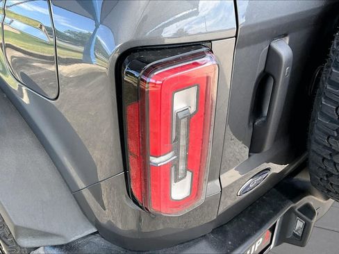 Used 2022 Ford Bronco Wildtrak AWD/4WD image 29