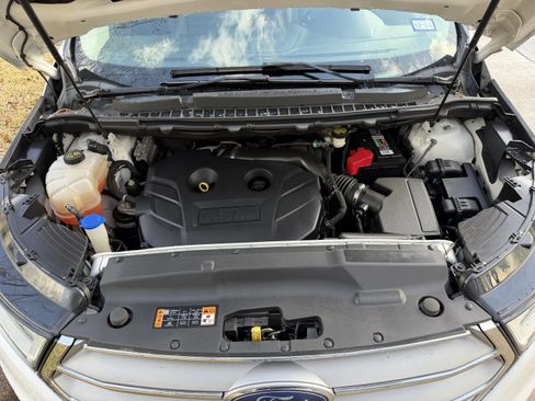 Used 2017 Ford Edge SEL w/ Equipment Group 201A image 11