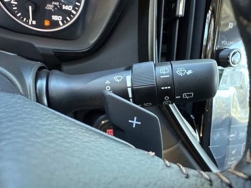 New 2026 Subaru Ascent Limited Bronze image 36