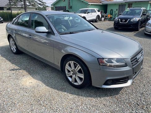 Used 2010 Audi A4 2.0T Premium AWD/4WD image 4