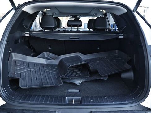 Used 2022 Hyundai Tucson Limited image 28