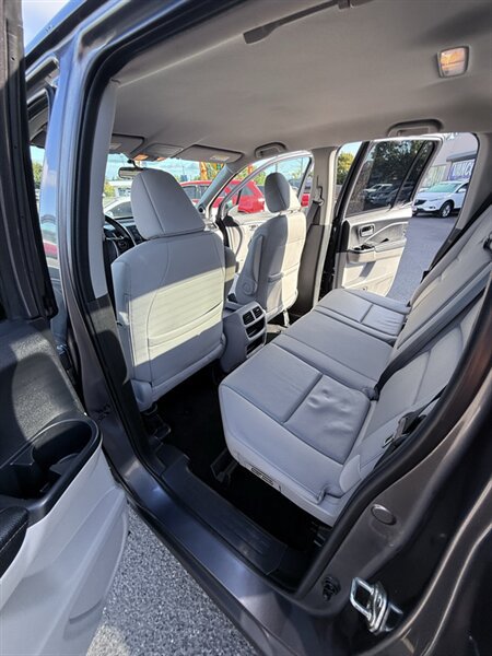 Used 2017 Honda Ridgeline RTL image 27